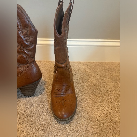 MIA Cowboy boots - size 7 - Picture 5 of 11